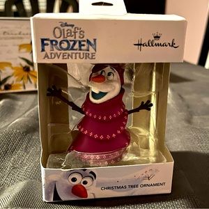 NIB Olaf Holiday Ornament